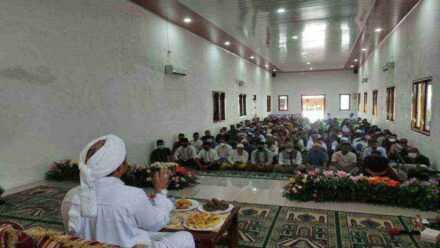 Ustadz Abdurahman berikan motivasi bagi Petugas dan WBP Lapas Cilacap