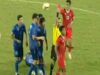 pemain timnas indonesia dikartu merah oleh wasit asal uni emirat