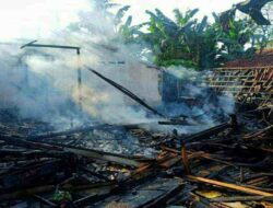 Di Wangon, Tinggalkan Rumah Saat Sholat Id, 2 Rumah Ludes Terbakar