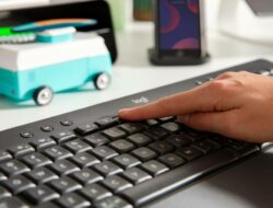 Logitech Menghadirkan Keyboard ‘Signature Series’ Terbaru
