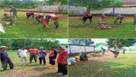 Danramil Bersama Anggota Laksanakan Kerja Bakti Pembersihan Lapangan Bola Sido Muncul Desa Bulaksari