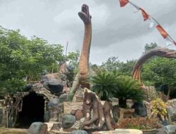 Taman Dinosaurus Cikadu Gandrungmangu, Jadi Pilihan Wisata Keluarga