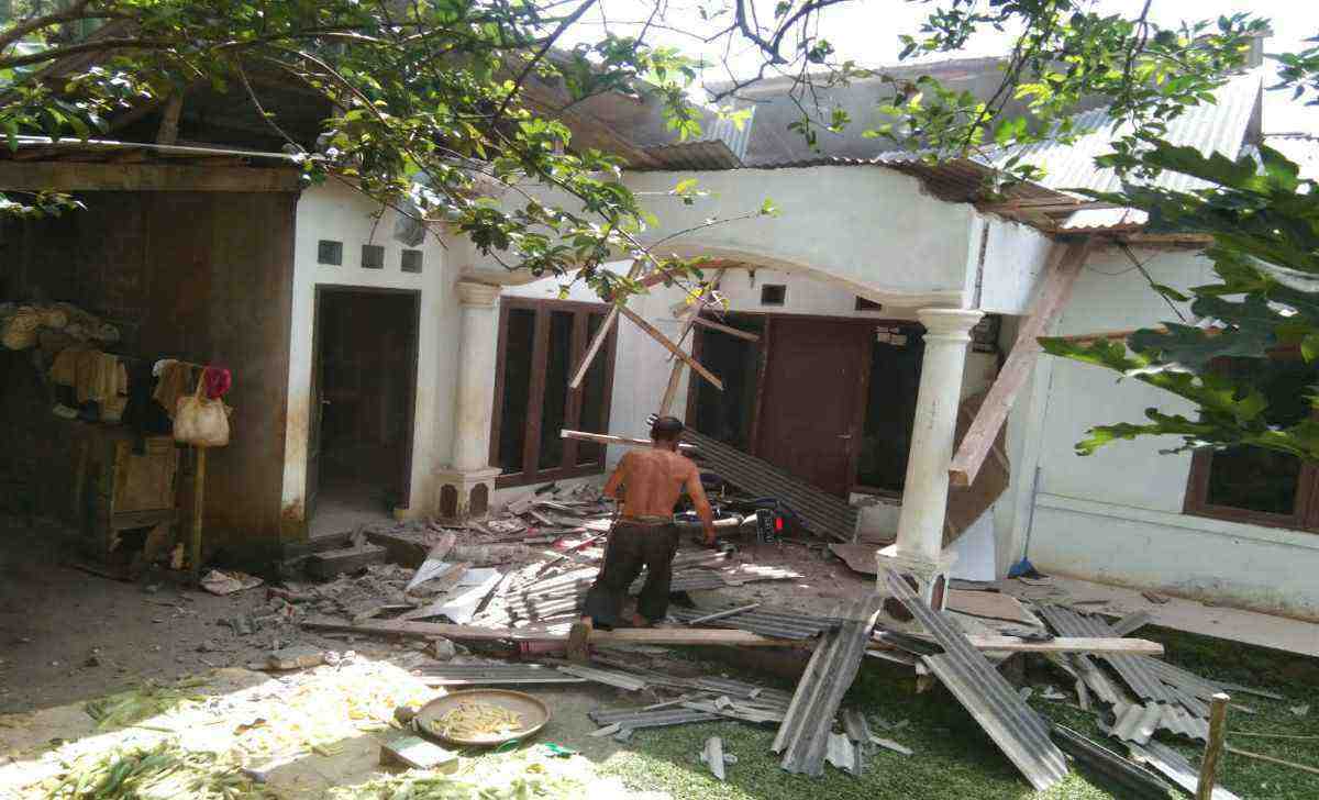 Salah Satu Rumah Korban Gempa di Ciajur Rusak