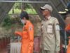 PJ. Bupati Cilacap Yunita Dyah Suminar saat meninjau Hunian Sementara di Desa Karanggintung Kecamatan Gandrungmangu