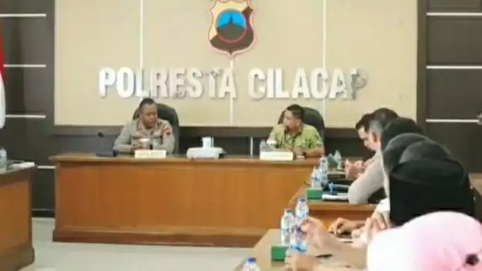 ciptakan harkamtibmas yang aman polresta cilacap undang perwakilan pelajar smk