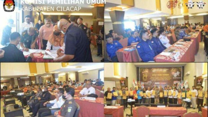 Suasana Rapat Pleno Terbuka KPU Cilacap di Ballroom Hotel Dafam Cilacap