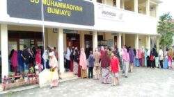 PRM Bumiayu Berbagi Berkah Ramadhan sebanyak 285 paket untuk Warga