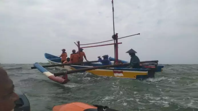 Basarnas Cilacap Sedang Melakukan Pencarian 2 Orang Nelayan di Nusakambangan