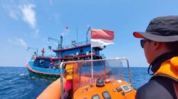 Basarnas Evakuasi 5 ABK di Perairan Nusakambangan karena Kapal Mati Mesin