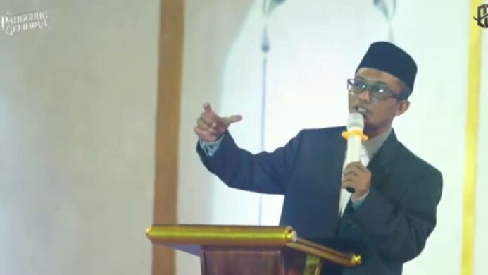 Ketua LPP PWM Jawa Tengah, KH. M. Irzal Fadholi, M.Pd.I berikan Tausyiyah Peradaban