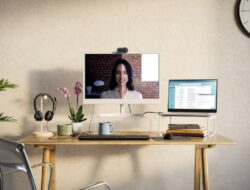 Logitech Hadirkan Brio 100 Full HD Webcam, Buat Meeting Lebih Optimal