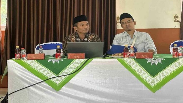 Ketua dan Sekretaris LPP PWM Jawa Tengah kunjungi PesantrenMu Daarul Arqom Patean Kendal