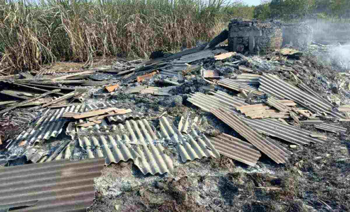 penampakan pabrik gula di kampung laut ludes terbakar