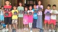 Peringatan Hari Anak Sedunia di Rumah Baca Mahardhika Kedungreja dimeriahkan oleh Pendongeng