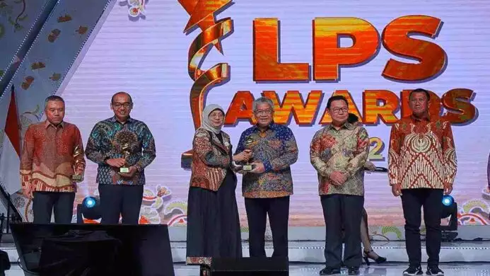 bank bjb raih lps banking award 2023