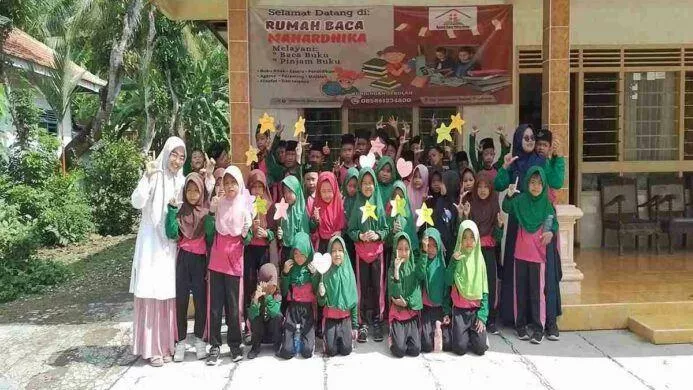 mulai januari 2024 rumah baca mahardhika kedungreja menerima kunjungan sekolah