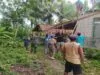 babinsa koramil cimanggu sigap bantu evakuasi dan bersihkan puing rumah ambruk