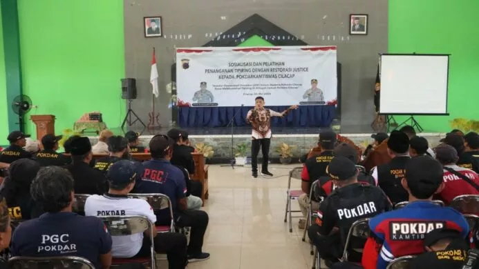 Polresta Cilacap Gelar Sosialisasi dan Pelatihan Restorative Justice Kepada Pokdarkamtibmas