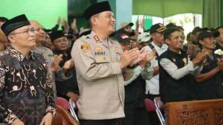 Pokdarkamtibmas Kabupaten Cilacap Gelar Halal Bihalal Serta Berikan Santunan Kepada Anak Yatim