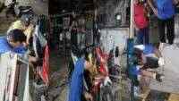 Ular Masuk Motor Bikin Panik Pemiliknya, Akhirnya Berhasil Diamankan Personel Damkar Cilacap