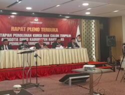 Rapat Pleno, KPU Banyumas Tetapkan Hasil Perolehan Kursi Caleg Pemilu 2024