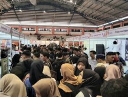 Ribuan Pencaker Menyerbu Job Fair Hybrid 2024 di Purwokerto