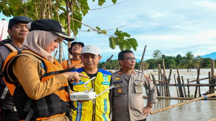 bupati idp kunjungi lokasi banjir malangke barat bahtiar manadjeng semoga bukan hanya seremonial