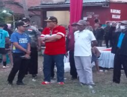 Ketua DPRD Cilacap, Taufik Nurhidayat Saksikan Laga Final Turnamen Sepak Bola di Desa’ Rawajaya