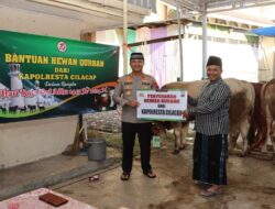 Kapolresta Cilacap Serahkan Satu Ekor Sapi untuk Kurban Idul Adha ke Masjid Agung Cilacap