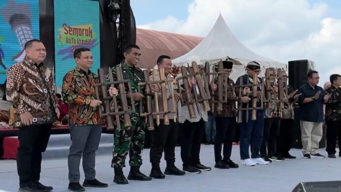 Opening Ceremony Semarak KaTa Kreatif 2024 dilaksanakan Sabtu pagi 22 Juni 2024 di Menara Teratai Purwokerto