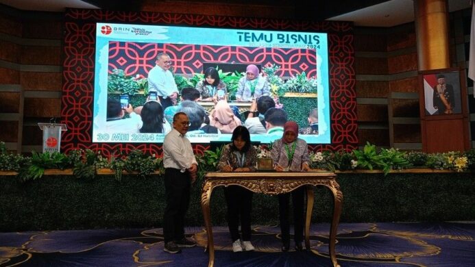 Penandatanganan MoU (Sumber : PT Techno GIS Indonesia)