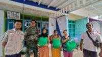 Babinsa Cilacap Bantu Salurkan Puluhan Paket Sembako