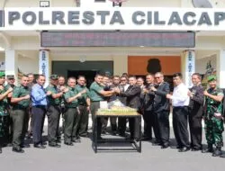 Kodim 0703 Cilacap Berikan Surprise Kepada Polresta Cilacap di Hari Bhayangkara ke-78