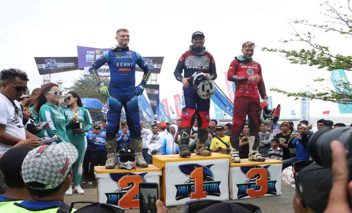 World Racers Participate Trail Motorcycle Racing Championship in ...