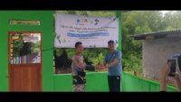PFI Mega Life bersama LindungiHutan Tanam Mangrove di Pantai Bahagia Bekasi