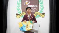 Inisiatif Siswa BINUS SCHOOL Simprug Daur Ulang Spanduk Bekas untuk Kebutuhan Anak Sekolah di Sumba, NTT