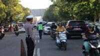 Ratusan Polisi di Cilacap Turun ke Jalan Raya, Ada Apa?