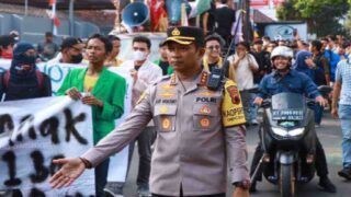 Langkah Tegas Polresta Banyumas, Water Canon Diterjunkan Untuk Amankan Aksi yang Anarkis