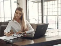 Mengapa Setiap Bisnis Membutuhkan Layanan Sekretaris Digital di Era Digital