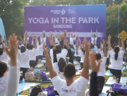 Celebrity Fitness Indonesia Rayakan World Wellness Weekend 2024 Dengan Acara Tahunan “Yoga In The Park” Di Bandung