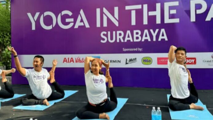 Celebrity Fitness Indonesia ''Yoga in the Park 2024'' Surabaya; Evolution Wellness Indonesia