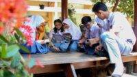 Implementasi Kurikulum Merdeka dalam Meningkatkan Kualitas Pendidikan