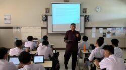 Menjadi Guru Profesional Di Era Generasi Alpha