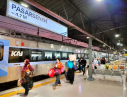 Antusias Libur Panjang! Okupansi Kereta Api Jarak Jauh Tembus 117%