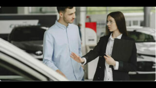 Perbandingan Antara Jual Mobil Bekas ke Dealer, Platform Online, atau Langsung ke Pembeli Menurut jualmobilmu