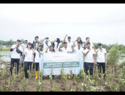 Aksi Hijau Waruna Group Bersama LindungiHutan Penanaman 2000 Pohon Mangrove