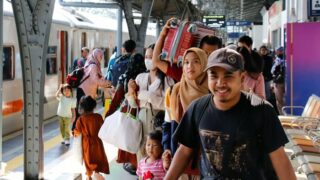 Mudik Lebaran Murah Meriah! Tiket KA Ekonomi Antar Kota KAI Mulai Rp10.000