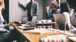 Di Tengah Gejolak Ekonomi, Pelaku Usaha Beralih ke Freelancer untuk Bertahan dan Tumbuh