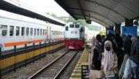 KAI Daop 8 Surabaya Operasikan KA Tambahan Dari Stasiun Malang