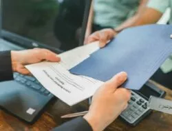 Warga Tebing Tinggi Wajib Coba! Antri Urus KTP Kini Bisa dari Kasur!